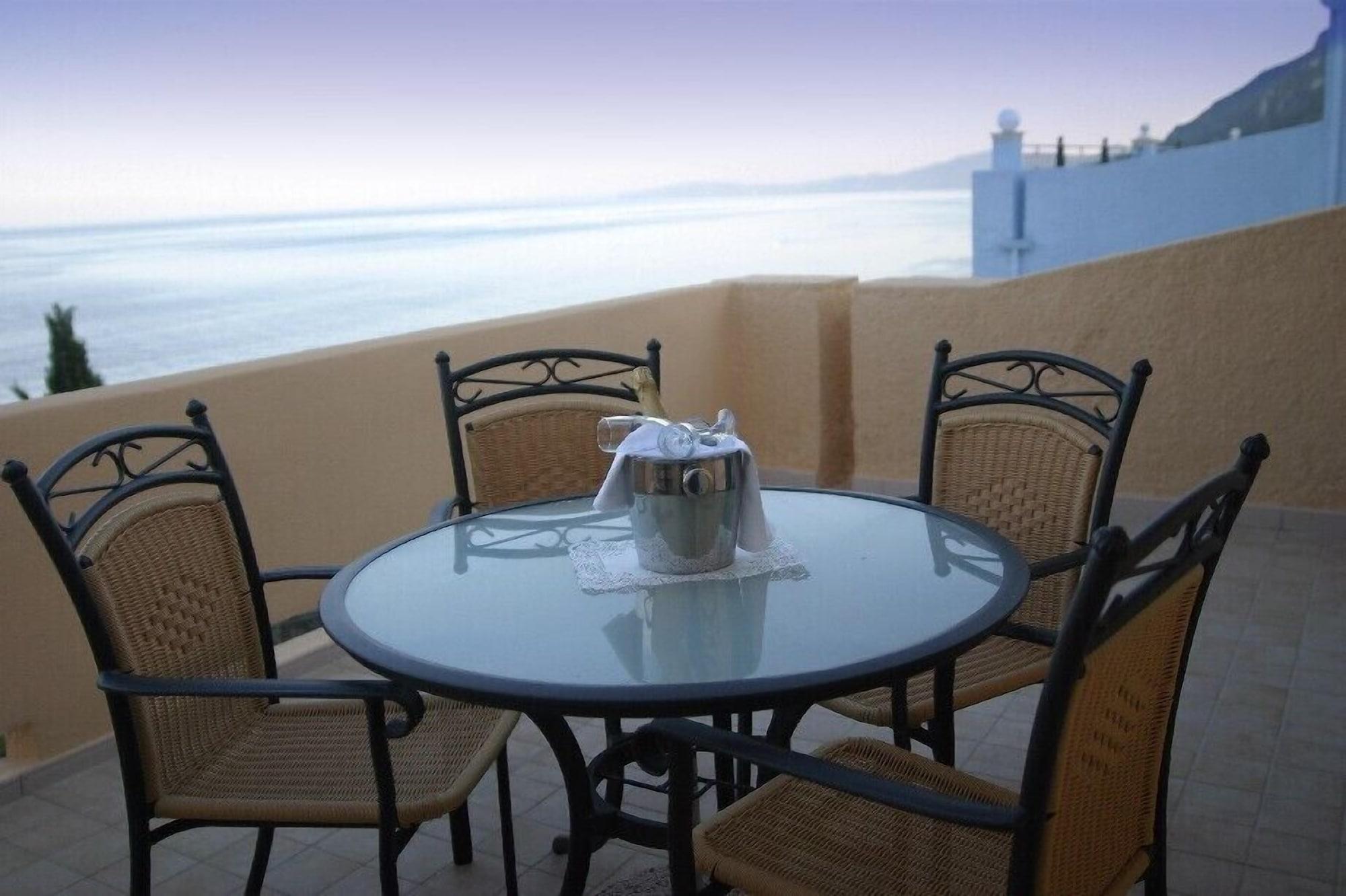 Costa Blu Hotel Benitses  Facilități foto